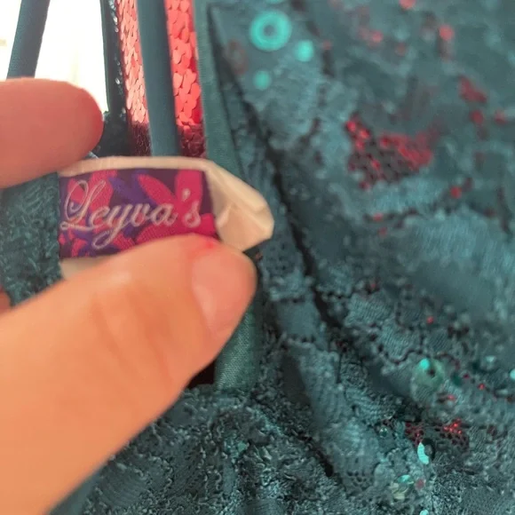 Dress - Picture 5 of 6